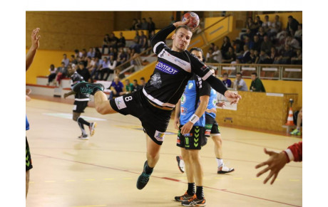 Nouvelle République : JILIAN THEVENET à l'honneur